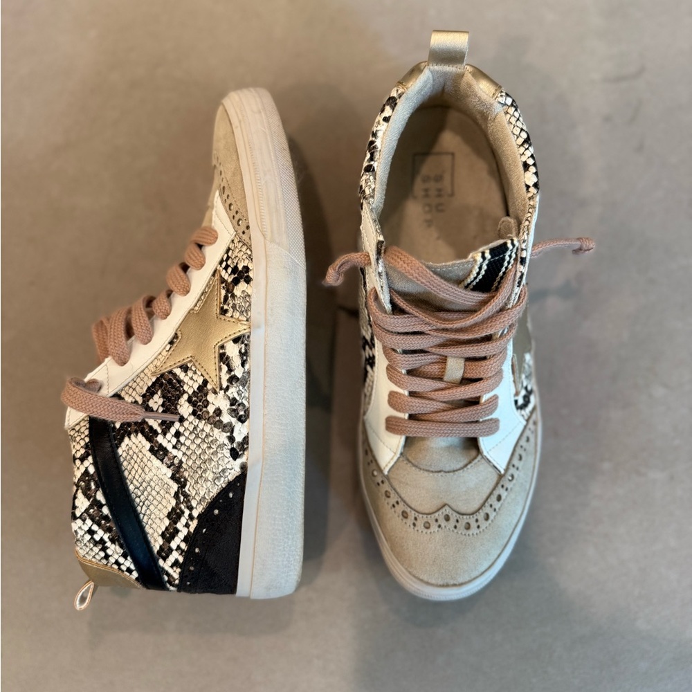 ShuShop Beige, Black & Taupe Snake-Print High Top Sneakers